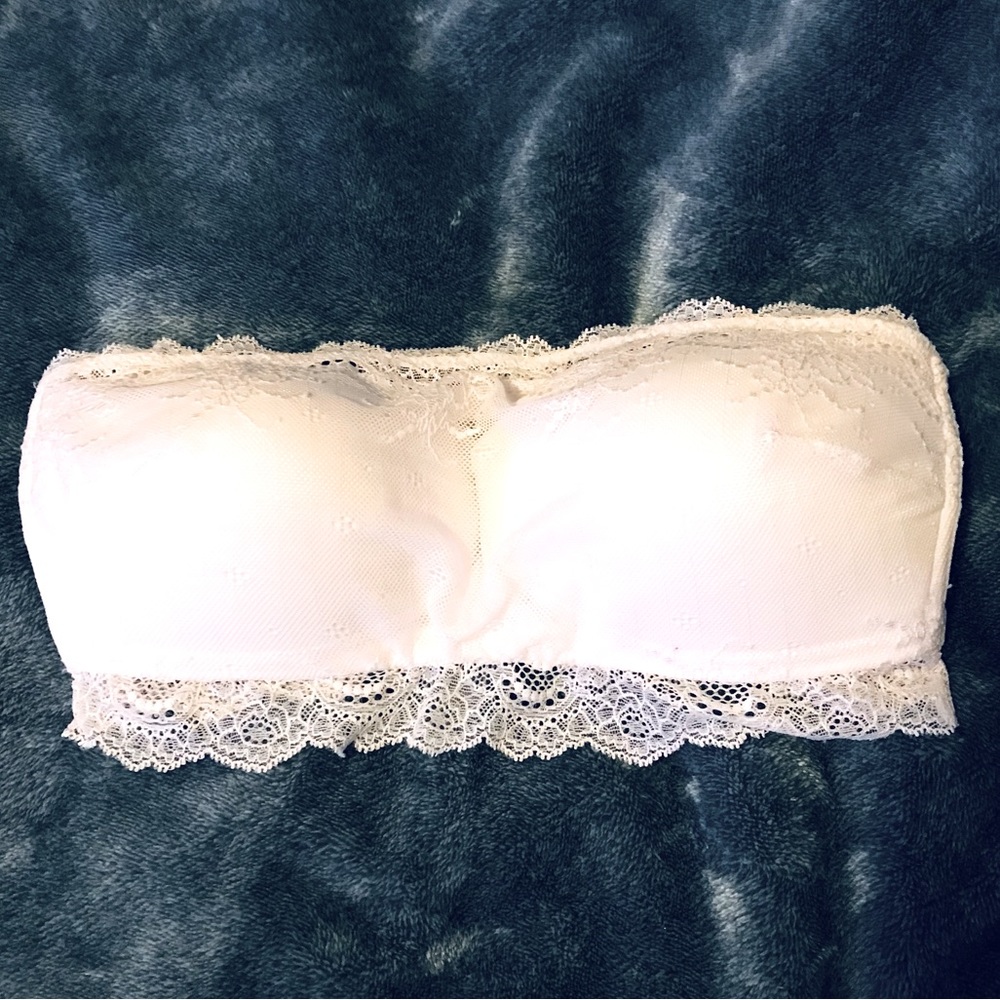 Spanx Bra Sz Small White Lace Strapless